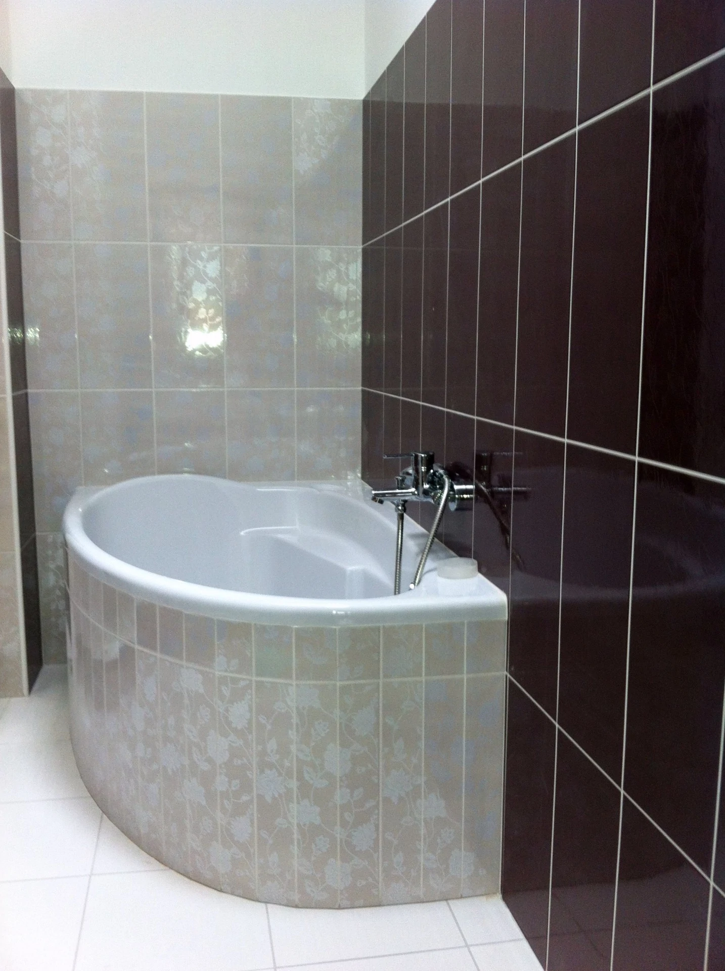 Lakás burkolás Budapest – referencia