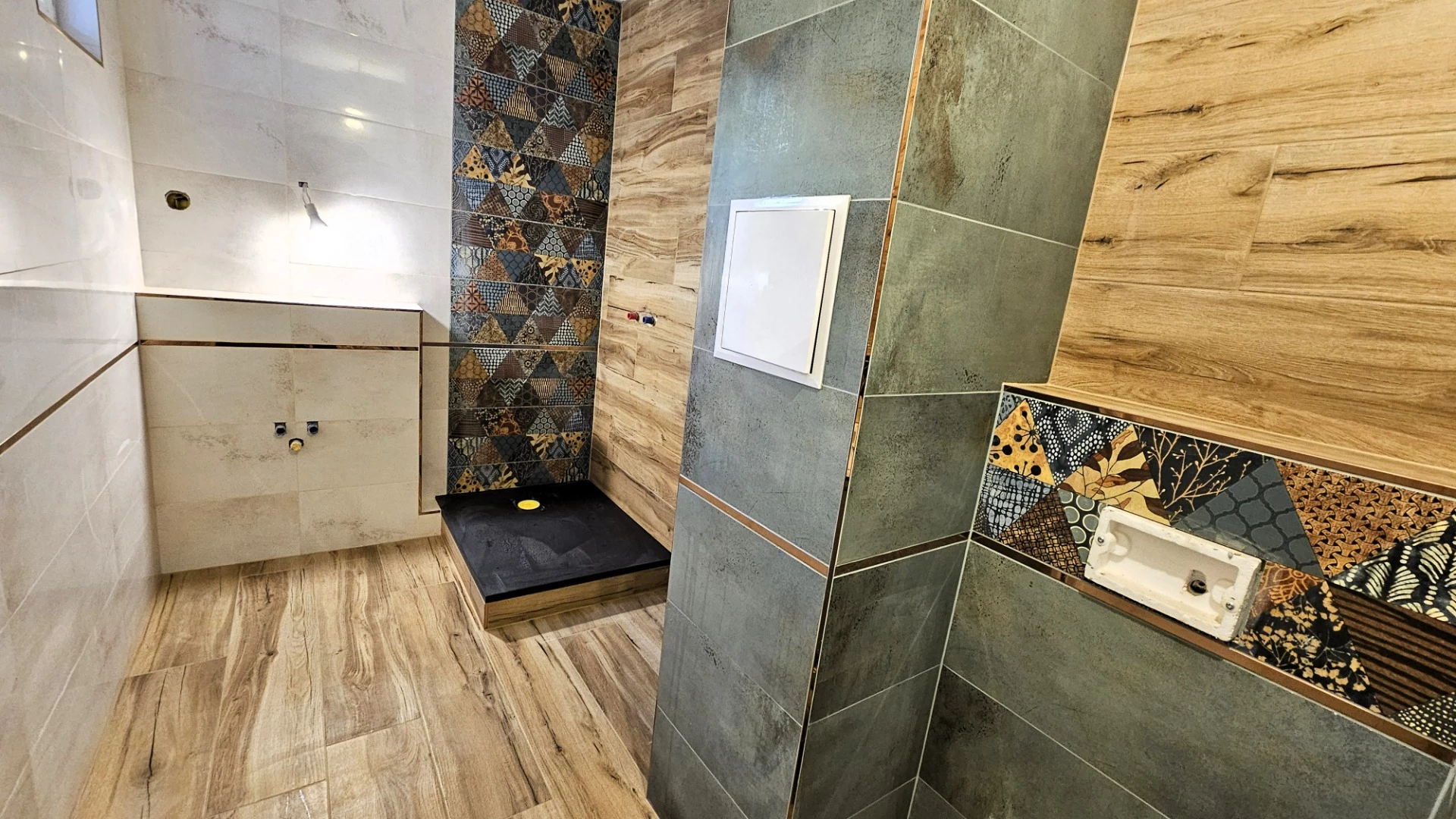 Tubadzin Goldgreen burkolat – burkolási referencia