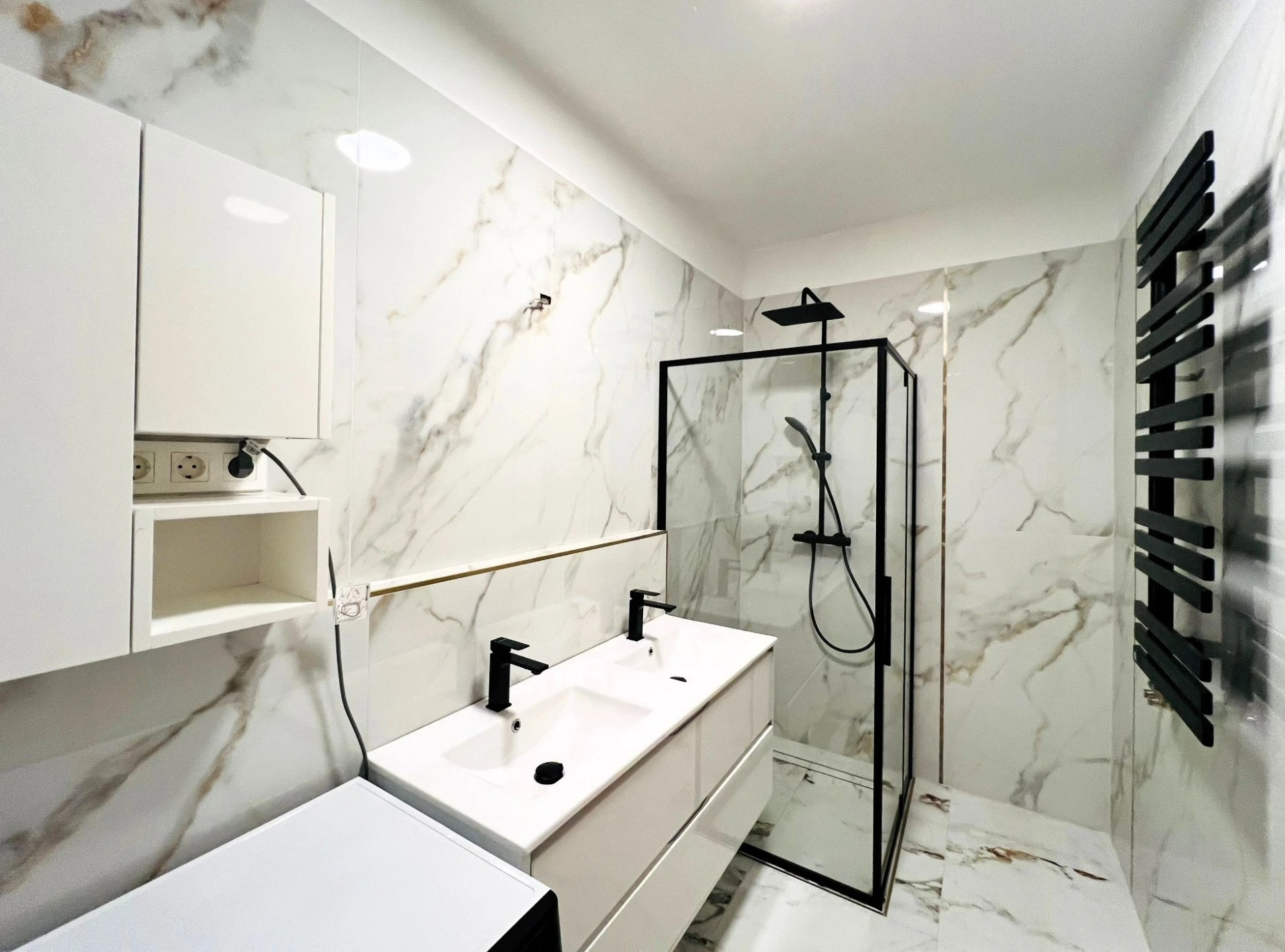 Fürdőszoba WC burkolás – referencia